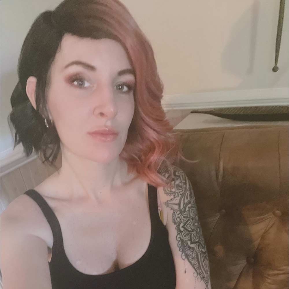 Zury Sis Synthetic Wig/Milio color SOM RT HH PINK